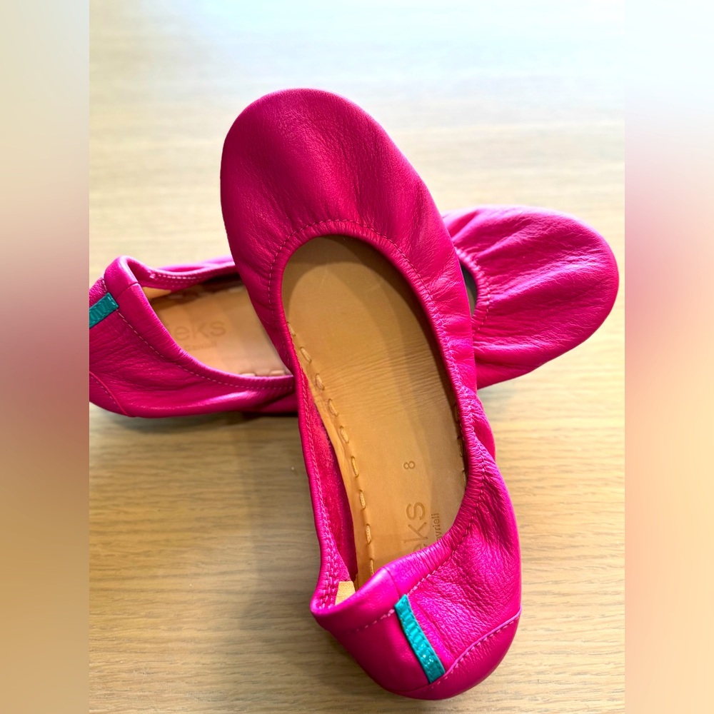Tieks Fuchsia Pink size 8, excellent condition